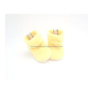 Chaussons noirs pour bébé, personnalisés, en coton, pantoufles pour bébés de 0 à 18 mois, nouvelle mode, à la mode, - Product Image 1
