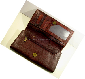 Cartera de cuero genuino para mujeres y niñas, billetera de cuero genuino disponible en Color negro y marrón, fabricante indio, precio al por mayor - Product Image 1