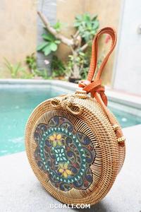 WHOLESALE ORIGINAL PRODUCTS Ethnic Straw Rattan Round Bags Full Handmade Hand Carving Shells Unique Design - Product Image 3