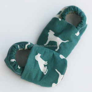 2017 New Collection Organic Cotton Soft Warm Black Winter Baby Fleece <b>Booties</b> - Easy Baby <b>Booties</b> Hot Fashion Cotton Baby Boots - Product Image 1