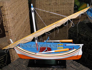 Lucias Barco modelo de madera de alta calidad Regalo hecho a mano de Vietnam Material de metal bajo MOQ - Product Image 2