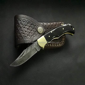 Couteau pliant de chasse en acier Damas fait main, personnalisé OEM, manche en corne de buffle, utilisation industrielle, survie, camping (ZR # 56) - Product Image 1