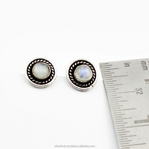 Pendientes de tuerca de Plata de Ley 925 bohemios hechos a mano para mujer, piedra lunar y piedras preciosas de arcoíris para aniversario o regalo - Product Image 1