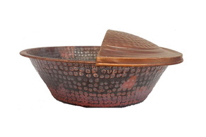 อ่างแช่เท้าทองแดงตีลายพร้อมที่พักเท้า อุปกรณ์ทำเล็บตกแต่ง อ่างทองแดงสุดหรู - Product Image 4