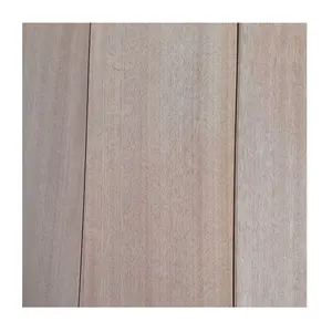 高质量的切片 Okoume 单板用于木材加工