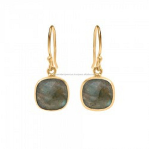 Ensemble de lunette en plaqué or Labradorite à coussin à facettes 12mm pour femmes Boucles d'oreilles pendantes en pierres précieuses élégantes pour les mariages et les fêtes - Product Image 1