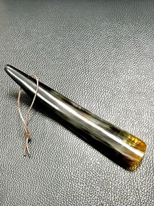 Corne de cowboy de haute qualité poli, avec cuir et support personnalisés et emballage personnalisé pour les soldes, 1 pièce - Product Image 3