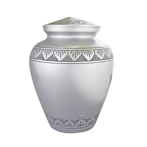 Urne de crémation classique avec bande agréable de couleur argent conteneur de cendres humaines pures adultes de qualité supérieure urnes funéraires en métal durables - Product Image 1