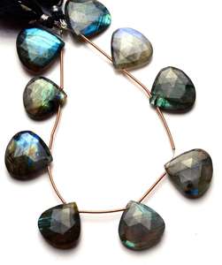 Collier de perles en labradorite naturelle, forme de cœur facetté, effet feu flash - Product Image 1