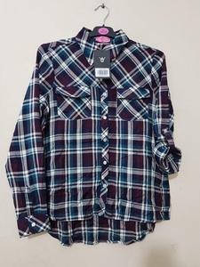 Chemises décontractées amples pour femmes de marque Chemises boutonnées à manches longues pour femmes Nouvelle conception à manches roulées Stock bangladais - Product Image 5