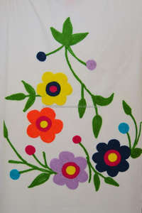 ชุดเดรสแม็กซิกันเฟียสต้าสีใดก็ได้ปักลายดอกไม้ Puebla ชุดเดรสยาวคอวีพร้อมชายเสื้อ - Product Image 5