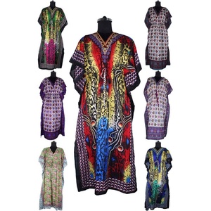 Caftan multicolore en coton à imprimé floral Taille libre Col en V Vêtements de plage décontractés Design tendance Imprimé floral à la mode Taille plus - Product Image 1