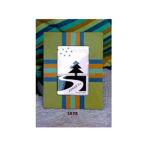 กรอบรูปไม้สีเขียวทำมือสำหรับตกแต่งผนังบ้านและสำนักงานของขวัญที่ดีที่สุด - Product Image 1