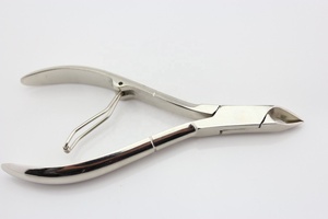 Pince à cuticules, outil pour ongles épais ou d'orteils - Product Image 2