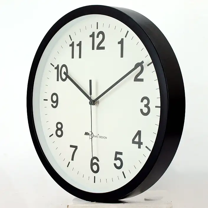 12インチの印刷された顔のバッテリーはプラスチックの丸い石英のカスタム壁掛け時計を操作します