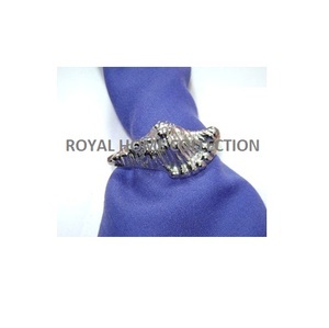 Proveedores al por mayor de servilletero de hoja Brillante De plata moderno hecho de material de aluminio de metal servilletero soporte de tejido para la venta - Product Image 6