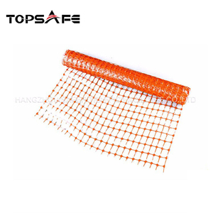 Barriera di sicurezza arancione in plastica resistente HDPE per la costruzione di strade - Product Image 3