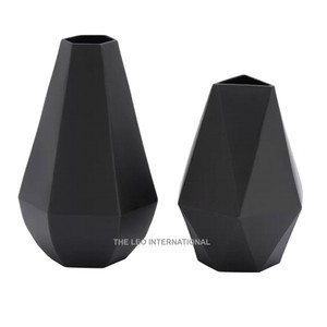 Vase à fleurs de couleur noire Ensemble en métal en aluminium de 2 balcons Salon Chambre à coucher Hôtels Restaurant Vase de banquet - Product Image 1