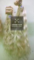 Extensions de cheveux blonds 613 indiens vierges Remy d'un seul donneur, décolorés, 100% cuticules alignées, ondulation naturelle, double trame machine, en lots