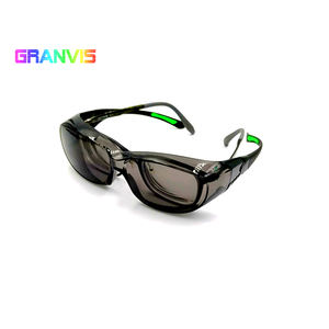 Lunettes de sécurité OTG à lentille en Polycarbonate pour industriel avec branches réglables en inclinaison - Product Image 1
