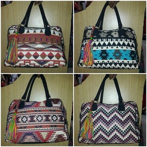 กระเป๋าสะพายไหล่แฟชั่นอินเดียกระเป๋าช้อปปิ้งแฟชั่นสำหรับผู้หญิงกระเป๋าโท้ทแฟชั่นอินเดียอินเทรนด์กระเป๋าโท้ทจากอินเดีย - Product Image 1