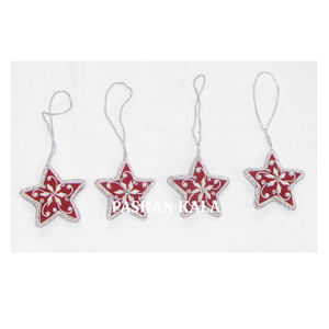 Attractive Small Star Christmas Hanging Ornament - Product Image 1