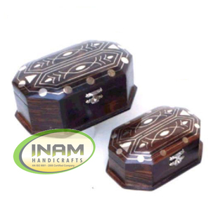 Cajas de madera hechas a mano con incrustación de latón, trabajo de calidad extrema - Product Image 1