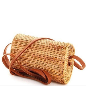 Sac à bandoulière bohème pour femme, fait main, écologique, en rotin de Bali, sac de plage avec fermeture éclair et bouton, chaîne diamantée chic, fleur, vente en gros - Product Image 2