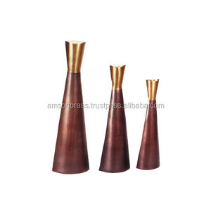 Ensemble de 3 vases à fleurs en métal antique de couleur dorée et base Vaisselle en métal de taille personnalisée - Product Image 5