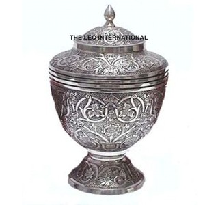Urnas de latón para cenizas - Product Image 1