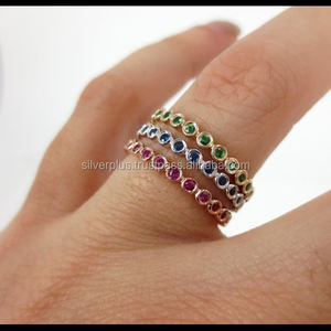 Solide 14K or jaune naturel Tsavorite pierre précieuse pleine éternité bague faite à la main minimaliste bijoux de fête de mariage fabriqués - Product Image 5