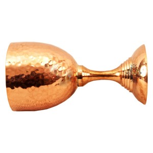 IndianArtVilla Copper Wine Hammered Design Glass con base inferior-Barware para almacenamiento y bebida, 250 ML - Product Image 4