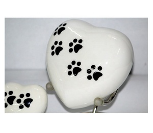 Urne funéraire en forme de coeur de créateur Offre Spéciale par BTC Finition colorée en métal et laiton pour cendres pour animaux de compagnie - Product Image 6