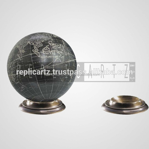 Porte-bougie décoratif en forme de globe terrestre noir |   Décoration de table moderne pour bureau à domicile avec base en métal, pièce décorative cadeau - Product Image 2