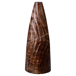 Florero decorativo de madera tallada a mano artística de Venta caliente para decoración de oficina en casa y uso de regalos venta directa de fábrica a bajo precio - Product Image 1