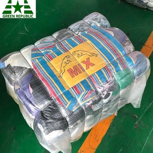 Fardos de Ropa Usada, Moda de Verano, Tallas S a XXL, Marcas Internacionales, 95% de la Ropa es Limpia, Mezcla de Algodón y Poliéster, Venta al Por Mayor - Product Image 3