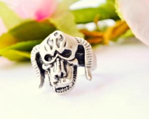 Perro muerto Cabeza de animal Cráneo salvaje Anillo de miedo Boho Horror Joyería en plata Anillo de moda - Product Image 2