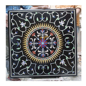 Mesa de mármol negro con forma cuadrada, pieza Dura - Product Image 1