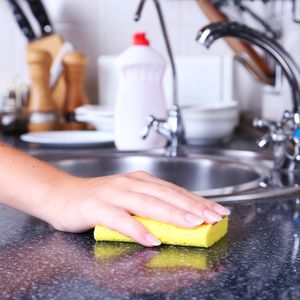 น้ำยาทำความสะอาดสมุนไพร5L เป็นมิตรกับสิ่งแวดล้อมโซลูชันเดียวสำหรับการบำรุงรักษาพื้นในบ้านและทำความสะอาดทุกพื้นผิว - Product Image 3