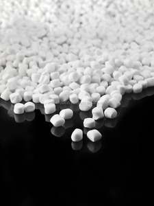 Blanc vietnamien, fiable et de haute qualité, prix concurrentiel HDPE/LDPE/LLDPE masterbatch de remplissage avec 18% PE - Product Image 4