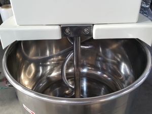 เครื่องผสมแป้งแบบเกลียวสำหรับอุตสาหกรรมเบเกอรี่ - Product Image 5