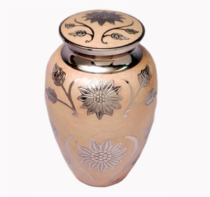 Urnes en laiton en métal de nouvelle conception de qualité supérieure fournitures funéraires urnes de crémation avec tournesol gravé pour les cendres humaines adultes - Product Image 1