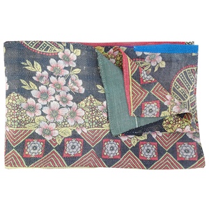 คอลเลกชันที่ดีที่สุดของผ้าห่มลายดอกไม้วินเทจผ้าห่มผ้าฝ้ายเย็บด้วยมือสไตล์โบฮีเมียนสำหรับโรงแรมหรือใช้ในบ้านขายส่ง - Product Image 2