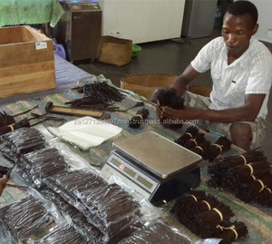 Hot Selling Dried <b>Vanilla</b> <b>Beans</b> Grade a 25kg Pack Best Price - Product Image 2
