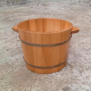 Seau en bois vietnamien pour massage des pieds - Product Image 4