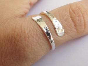 Hammered <b>Sterling</b> <b>Silver</b> Classic Gemstone <b>Ring</b> with <b>Thumb</b> Wrap for Wedding Parties Anniversaries Engagement Gift - Product Image 4