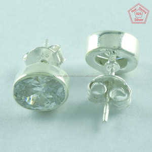 Pendientes de tuerca de estilo vintage de Plata de Ley 925 con piedras ovaladas CZ para regalo de fiesta de boda de compromiso de la India - Product Image 2