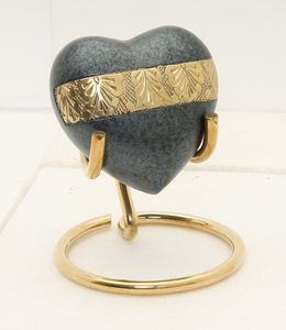 Coeur vert avec urne de crémation gravée d'or/fabricant d'urne cuivworld inde - Product Image 5