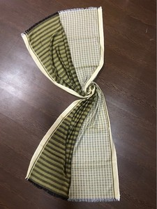 Bufandas y chales de viscosa de gama de invierno, accesorio elegante y cómodo para clima frío, categoría de producto tradicional - Product Image 3