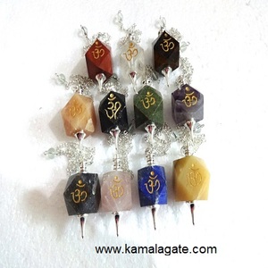 Surtido de piedras preciosas naturales grabadas péndulo Om símbolo grabado artesanías de piedra semipreciosa para Feng Shui Reiki Venta de curación - Product Image 1